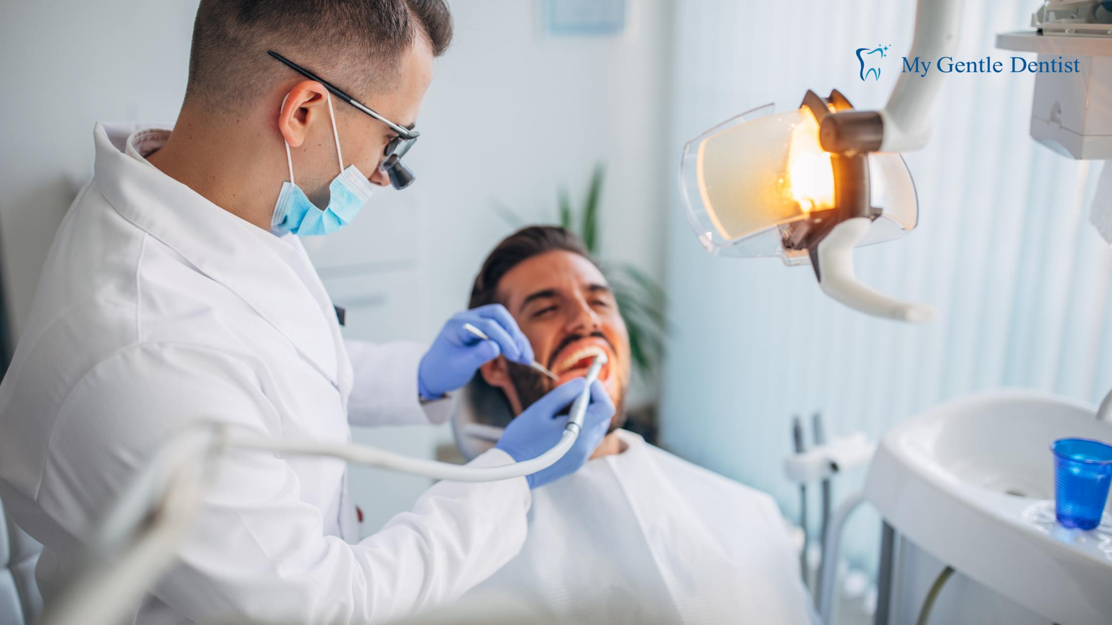 You are currently viewing Signs You Need to Visit a Dental Clinic Near Me Immediately